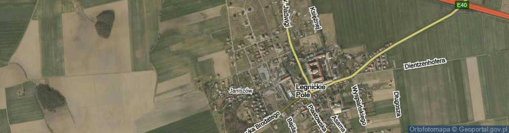 Zdjęcie satelitarne Kossak-Szczuckiej ul.